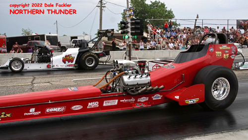 Gary Wheeler (near lane) vs Anthony Whitfield - 
'Mighty Mouse' (far lane)